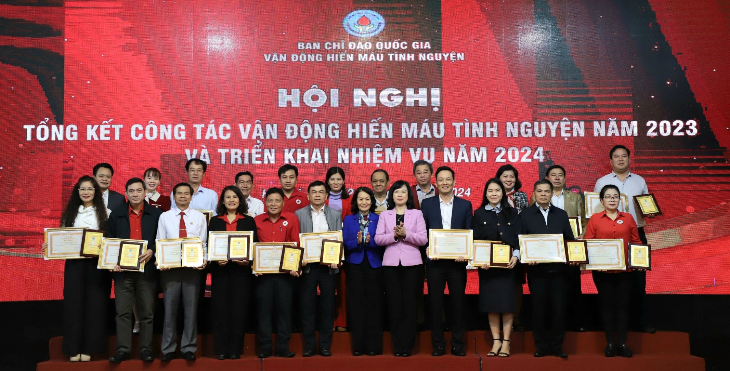 Năm 2024 toàn quốc phấn đấu, tiếp nhận khoảng 1,6 triệu đơn vị máu